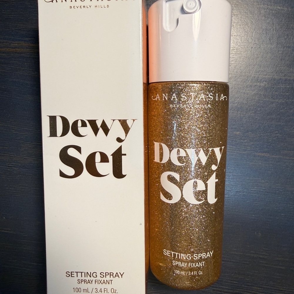 Anastasia Beverly Hills Dewy Set Setting Spray
